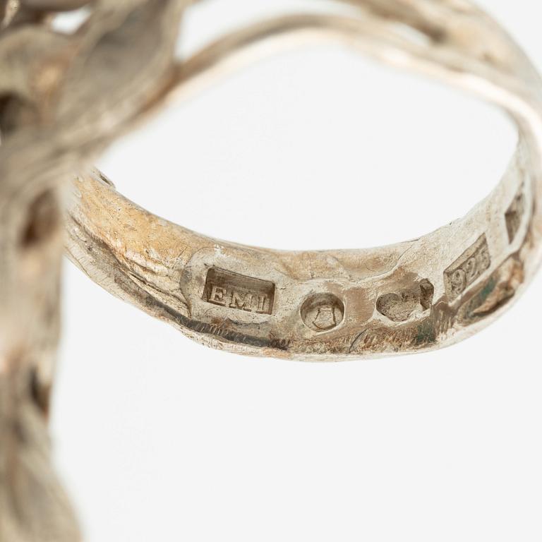 Ring, Minowa, sterlingsilver med cabochonslipad  grön sten.