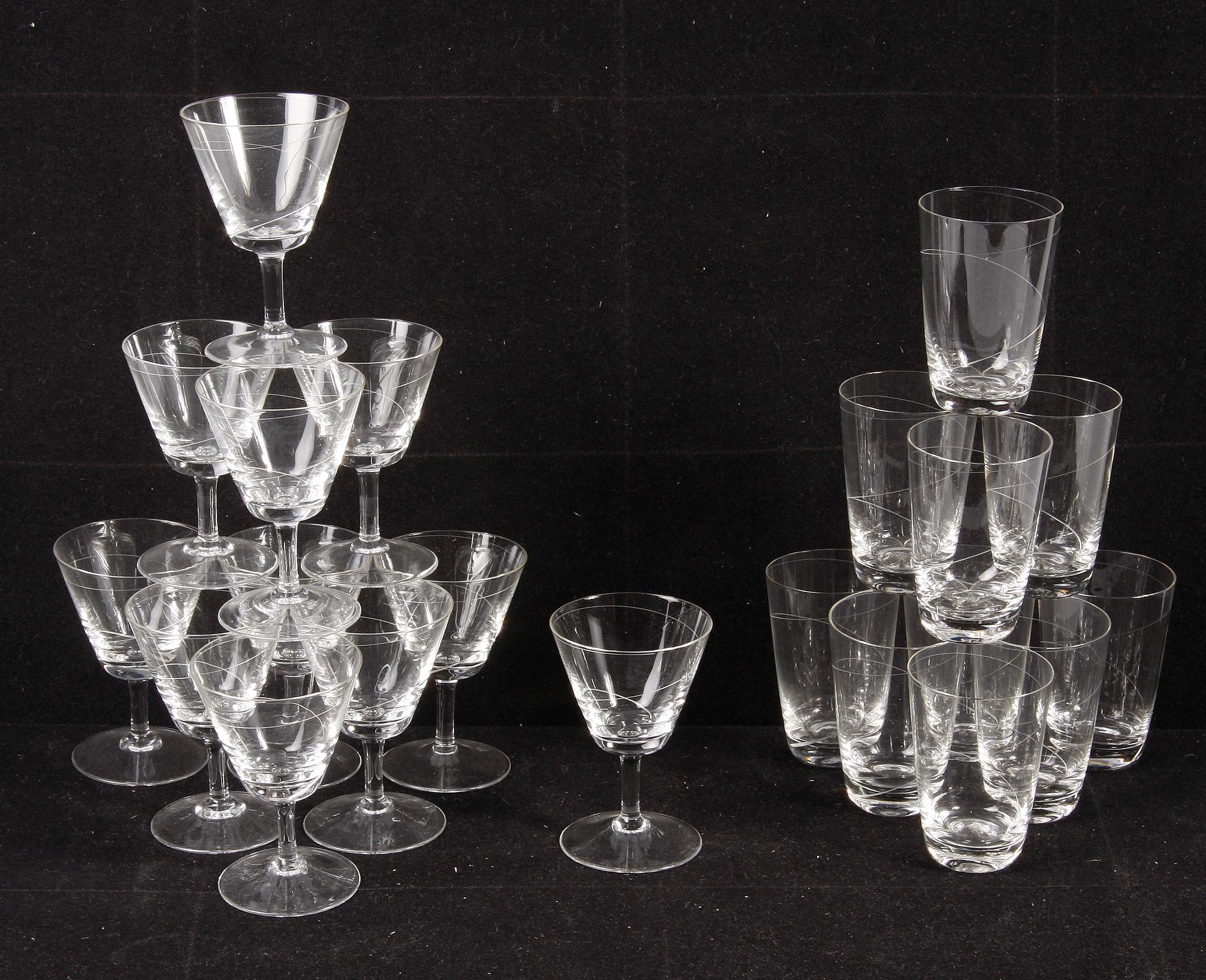 GLASSERVIS, Rosenthal, ca 42 delar.