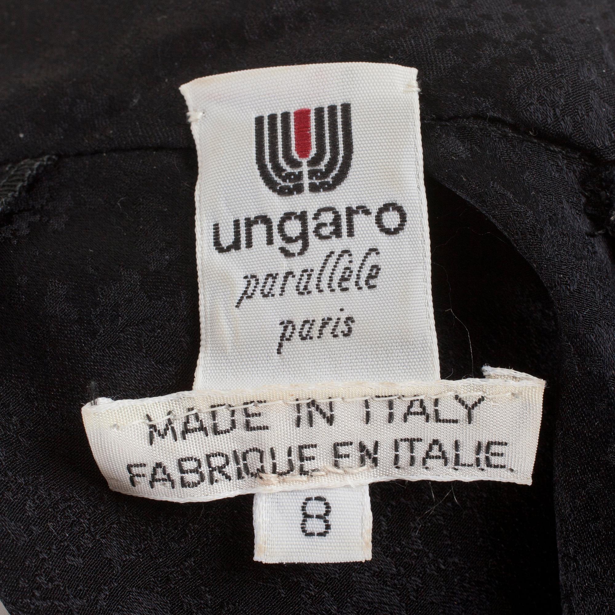 UNGARO, blus, italiensk storlek 8.
