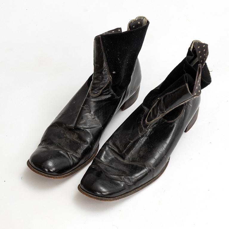 Uniform for a forester, dated 1901.