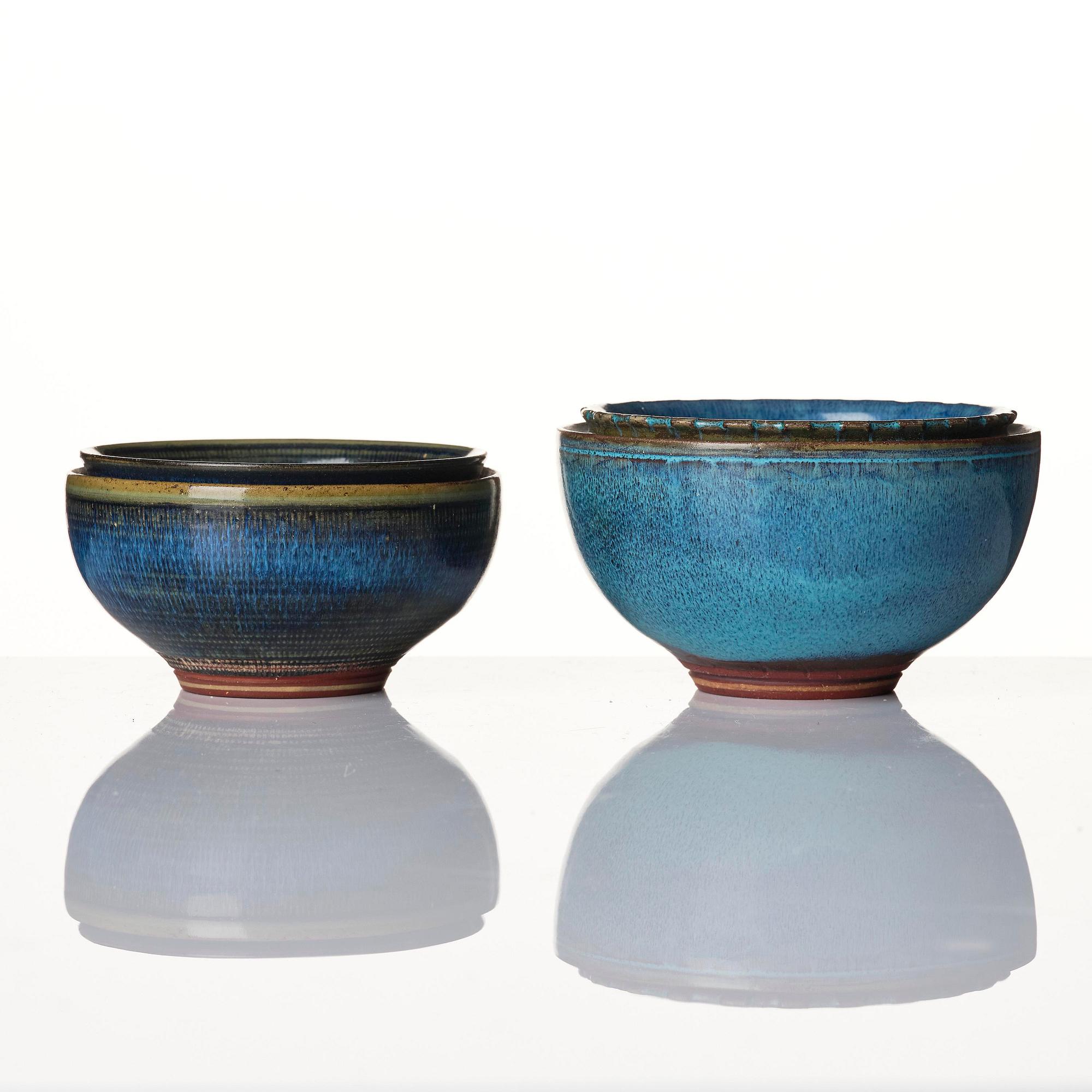 Wilhelm Kåge, a set of two Farsta stoneware bowls, Gustavsberg Studio 1955-56.