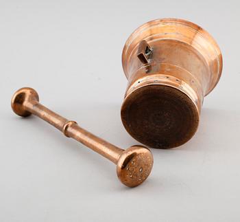 MORTEL MED STÖT, mässing, 1800-tal.