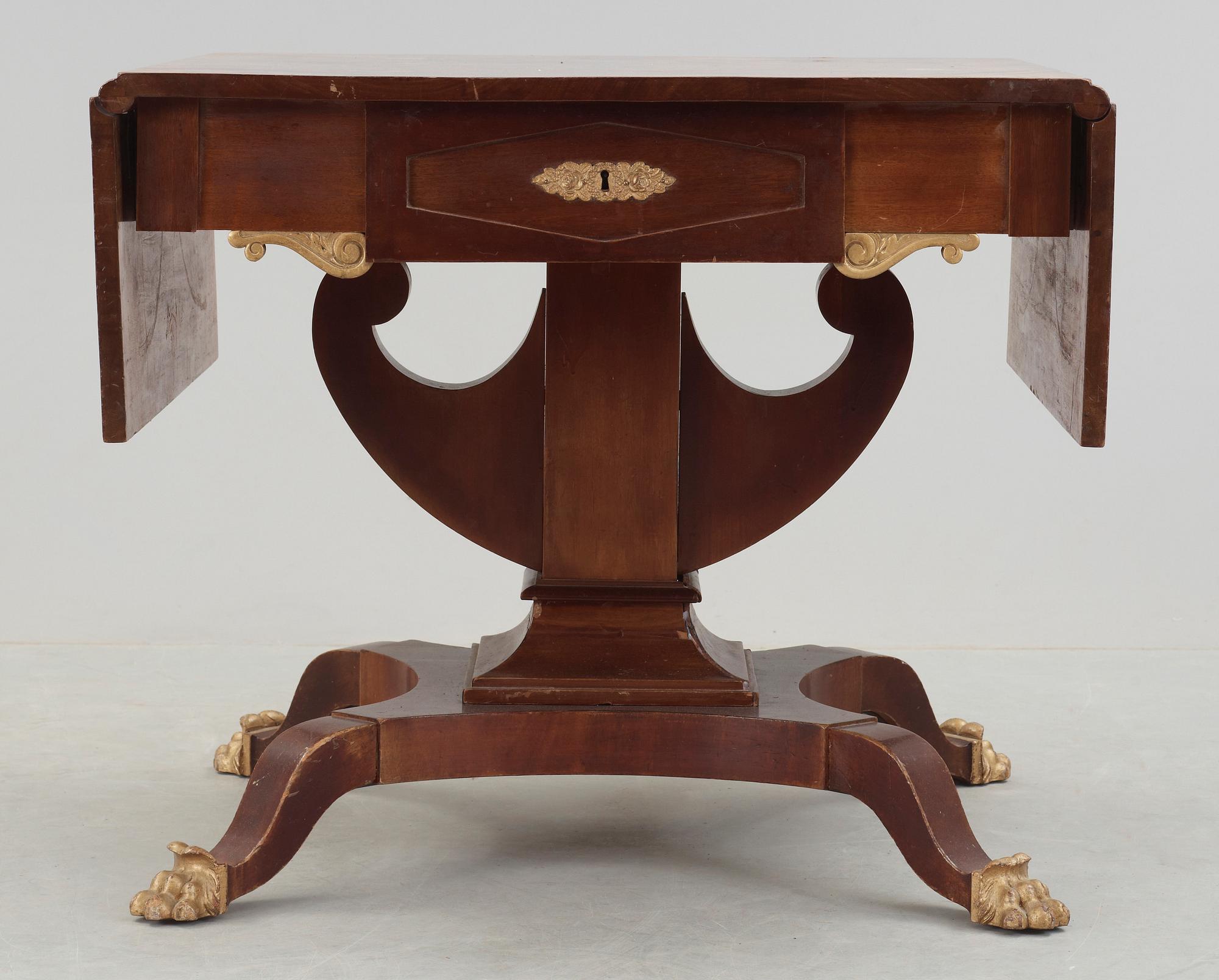 KLAFFBORD, empire stil, 1900-talets början.