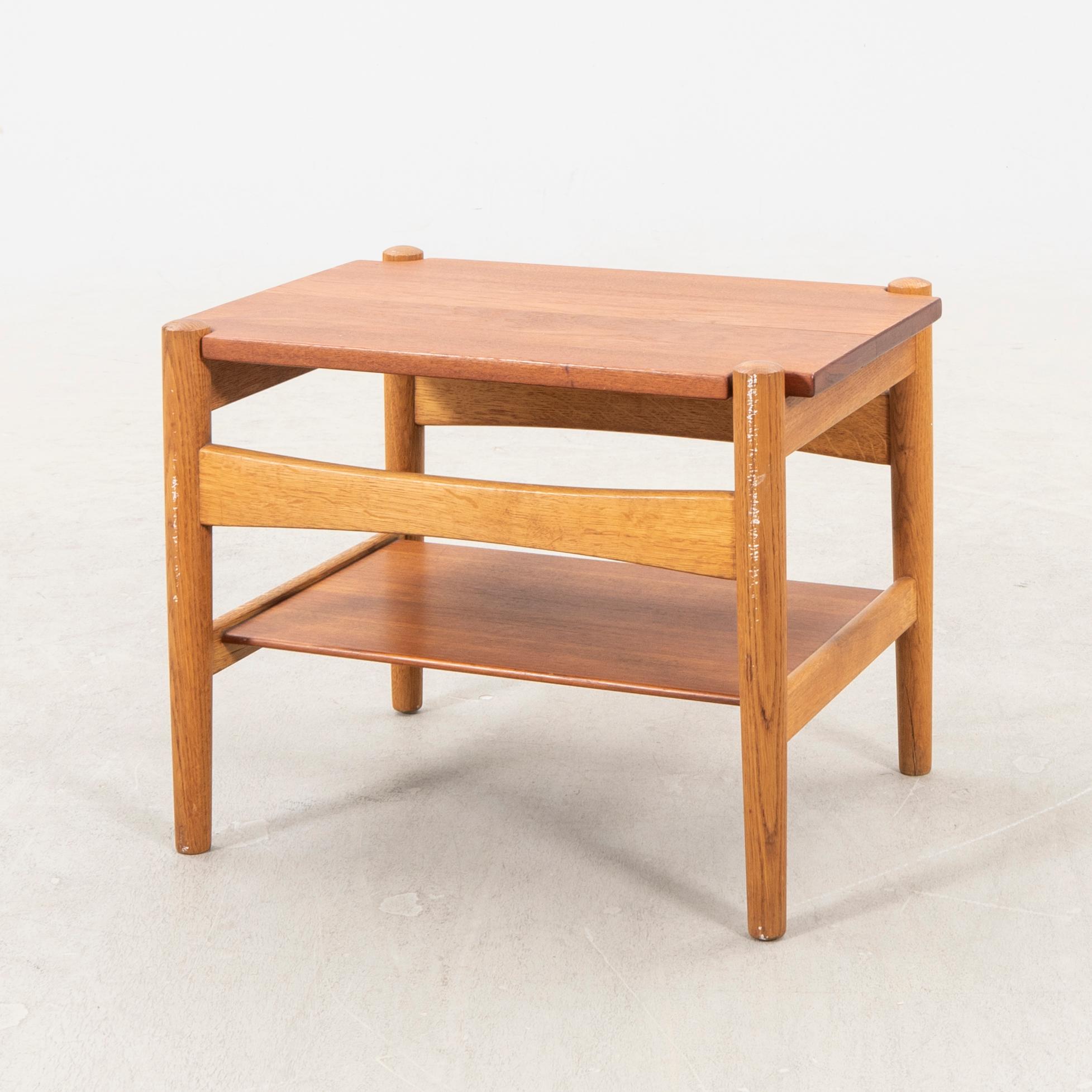 Hans J Wegner,