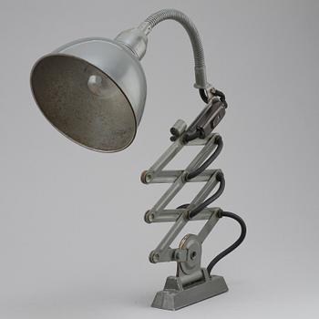 VÄGGLAMPA, 1900-talets mitt.