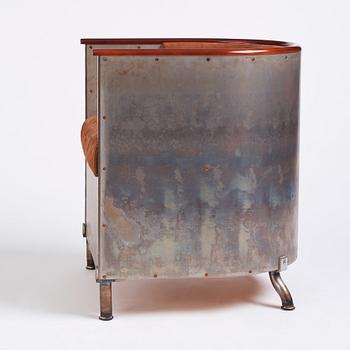 Mats Theselius, a 'Järn/Mocca' lounge chair, ed. 41/360, Källemo, Sweden, post 1994.