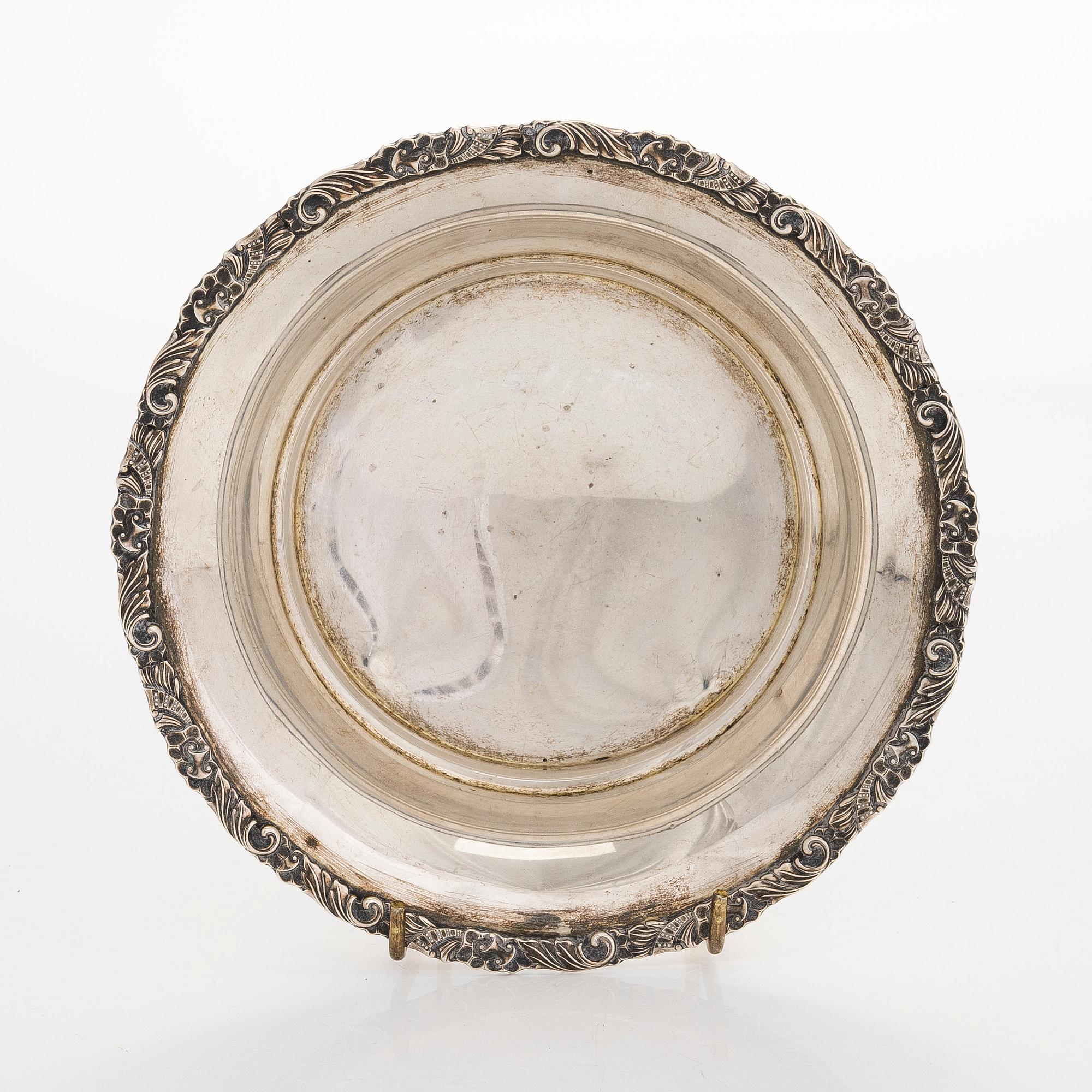 A 20th century silver bowl and six coasters.