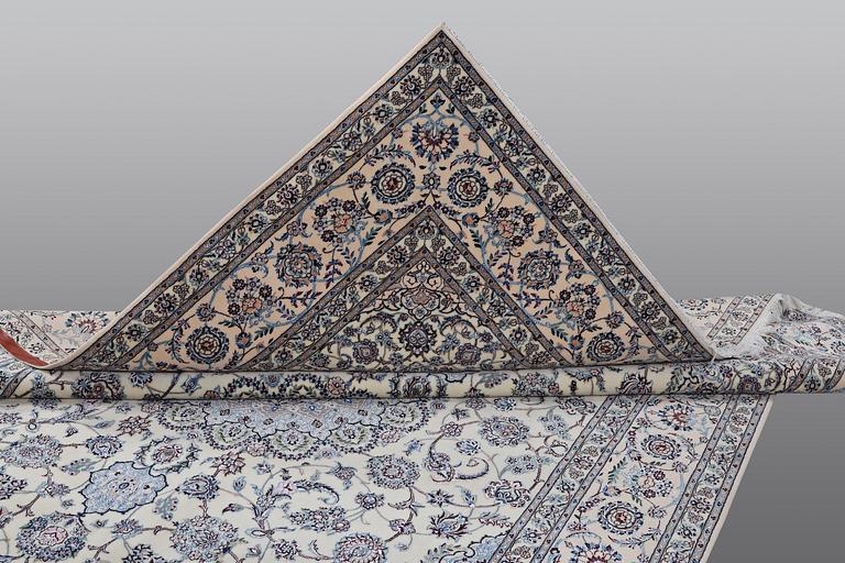 MATTA, Nain 6 LAA, part silk, ca 325 x 250 cm.