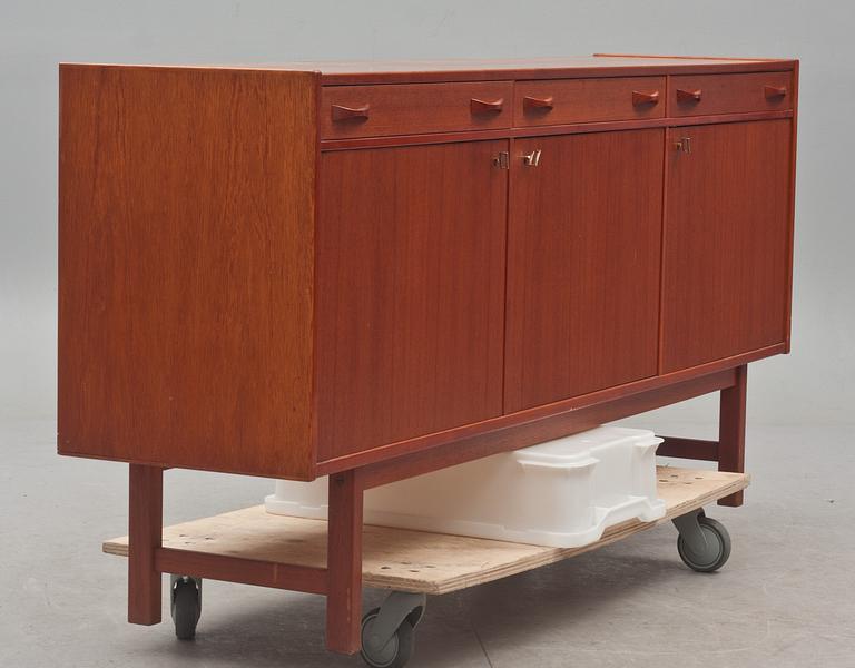SIDEBOARD, Tibro Ulferts. 1900-talets andra hälft.