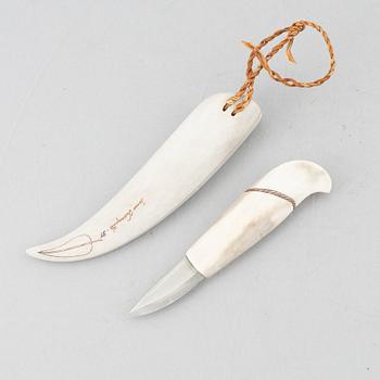 Tomas Valkeapää, a reindeer horn knife, Karesuando.