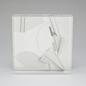 ERIK CHAMBERT, multipel i plexiglas, signerad och daterad 1966.