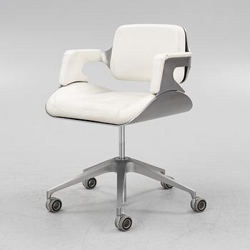 Hadi Teherani, a 'Silver 162S' desk chair, Interstuhl, Germany.