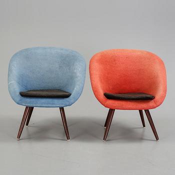 FÅTÖLJER, ett par, 1950-/60-tal.
