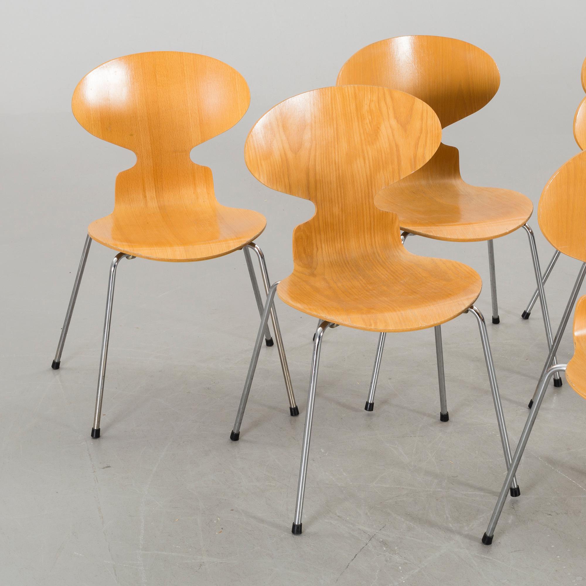 ARNE JACOBSEN, 6 st stolar, "Myran" för Fritz Hansen, 1989.