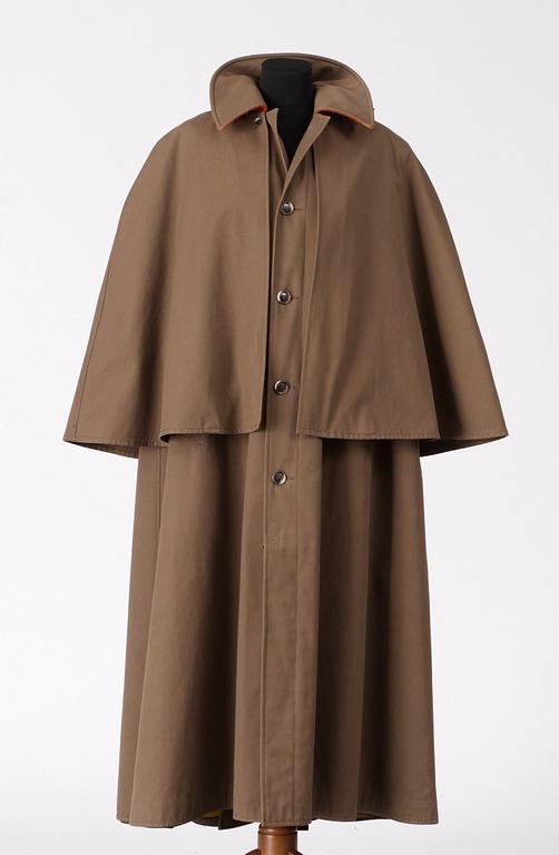HERRCAPE, Hermès, "Inverness cape".