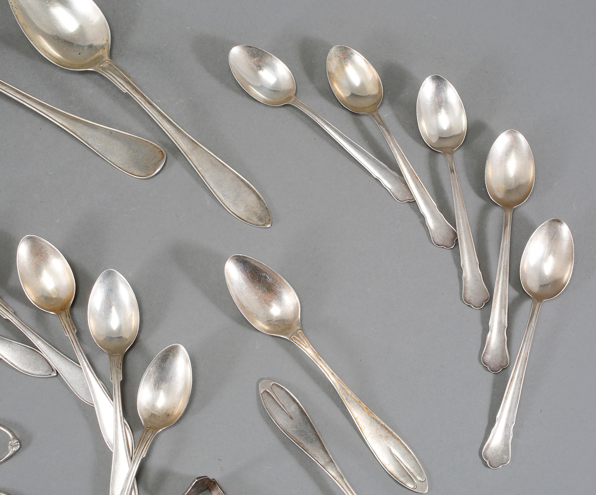 PARTI SILVER, 19 delar, bl a GAB, Stockholm, 1900-tal, vikt 319 gram.