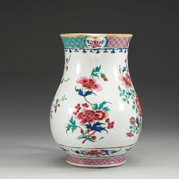 A large famille rose ewer, Qing dynasty, Qianlong (1736-95).
