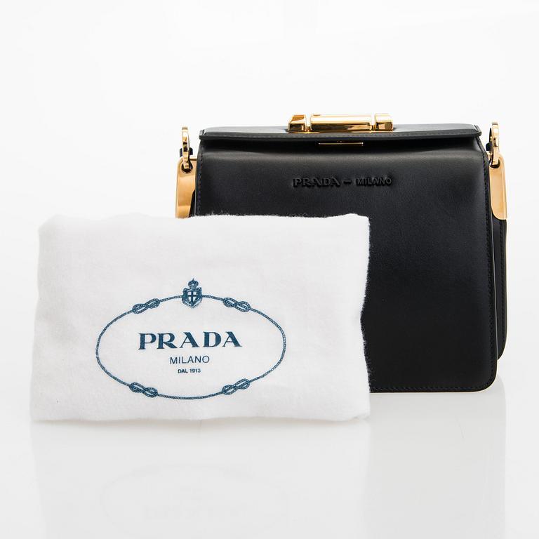 Prada, "Sybille" väska.