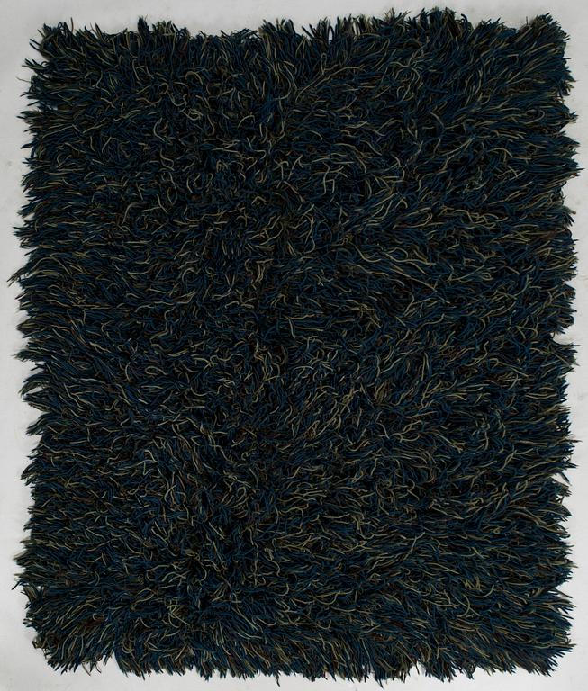 Lena Rewell-Gripenberg,  matto, "Peikko", Lena Rewell Textilstudio. Noin 200 x 150 cm.