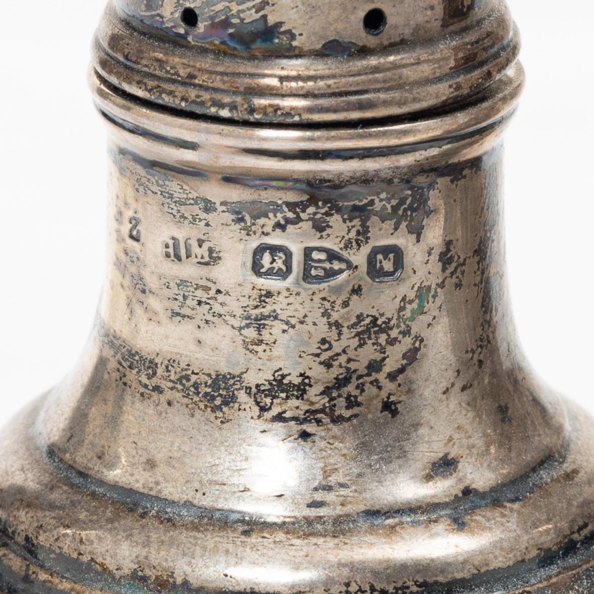 Silver, 8 delar, bl a GAB, Stockholm 1940.