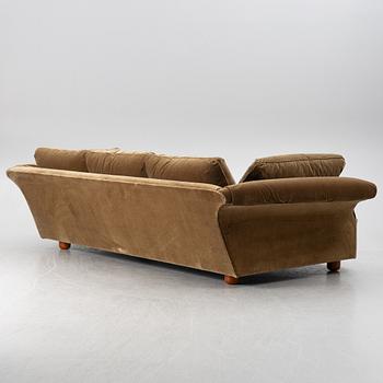 Josef Frank, a sofa. 'Liljevalchssoffan', Svenskt Tenn.