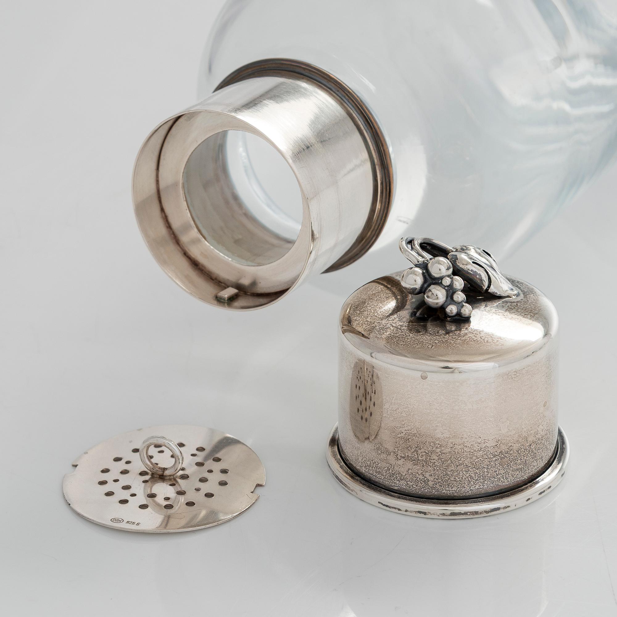 Aage Weimar, cocktail- och serverings set, 7 delar, sterlingsilver och glas, Danmark 1900-talets mitt.