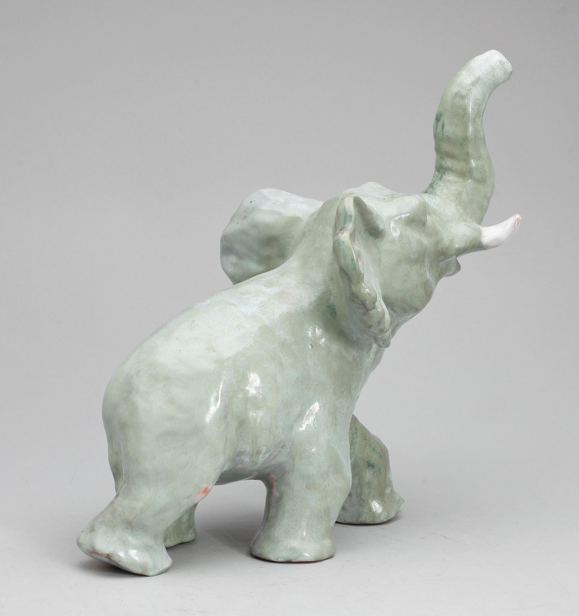 FIGURIN, keramik, Vicke Lindstrand, Upsala-Ekeby, 1900-tal.