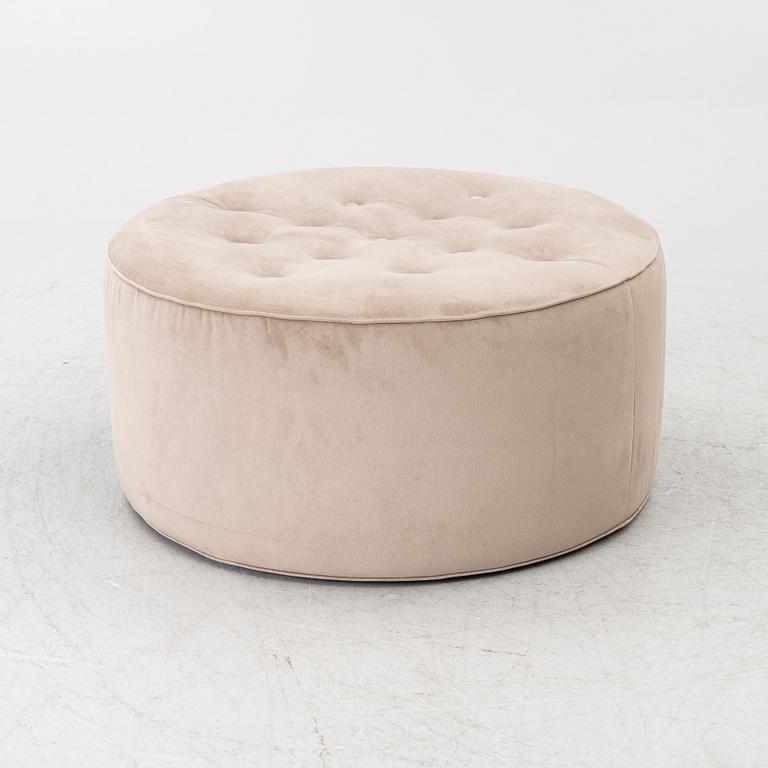 Sittpuff, "Grace", Layered, 2010.