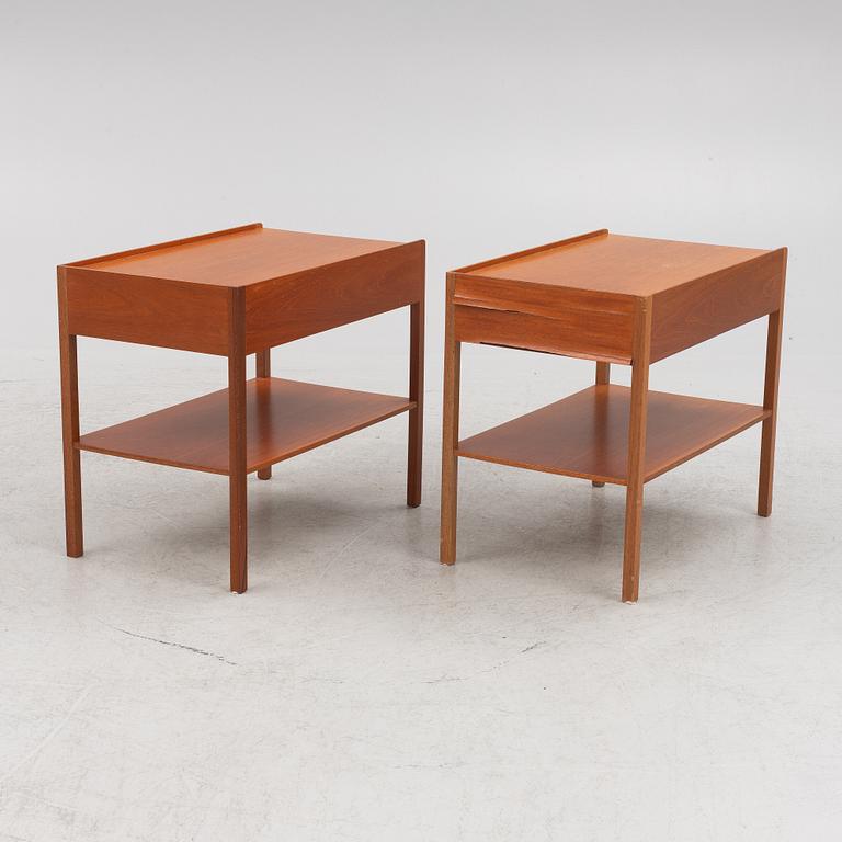 Josef Frank, a pair of bedside tables, model 914, Svenskt Tenn, circa 1985.