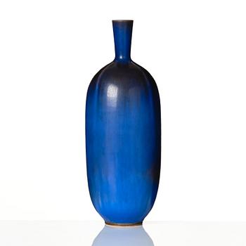 Berndt Friberg, a stoneware vase, Gustavsberg studio, Sweden 1954.