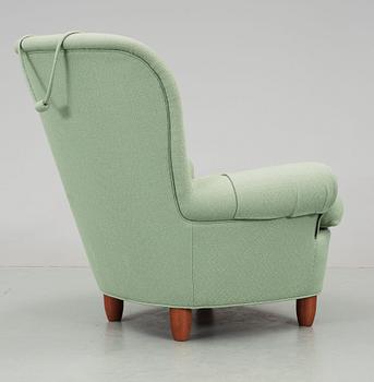 FÅTÖLJ, "Jättepadda", Carl Malmsten för OH Sjögren, 2004.