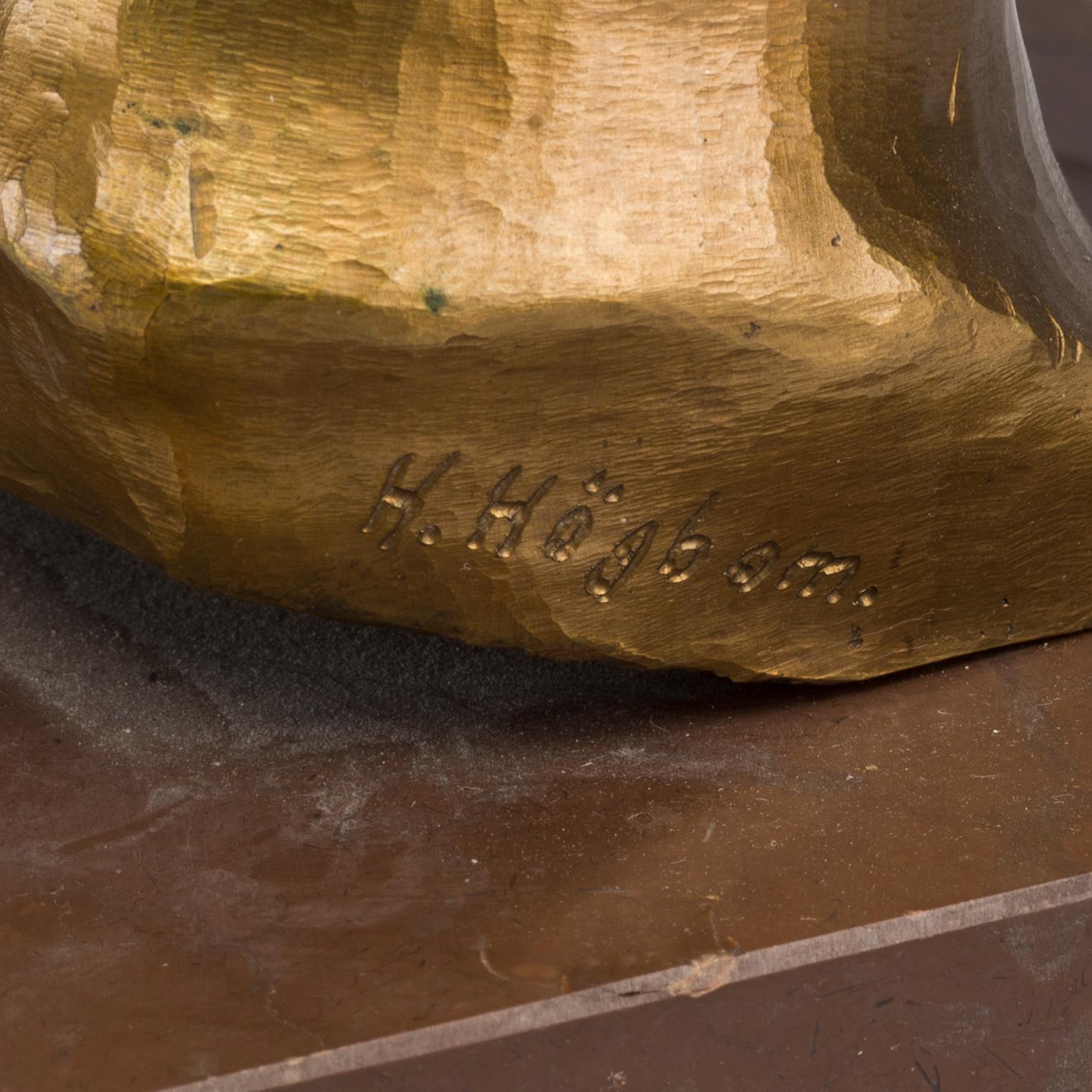 HELGE HÖGBOM, skulptur gulpatinerad brons signerad.