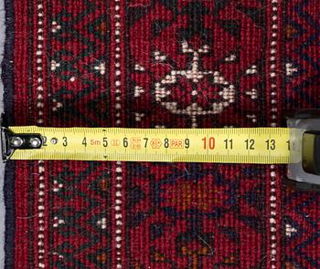 Mattoja, 3 kpl, Afghan. Noin 170x123 cm, 115x80 cm ja 117x57 cm.