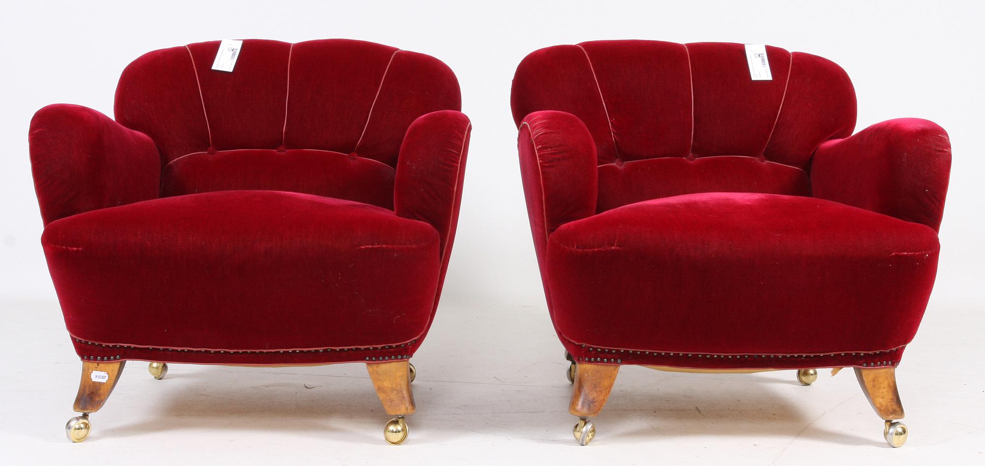 FÅTÖLJER, ett par, 1900-talets första hälft.