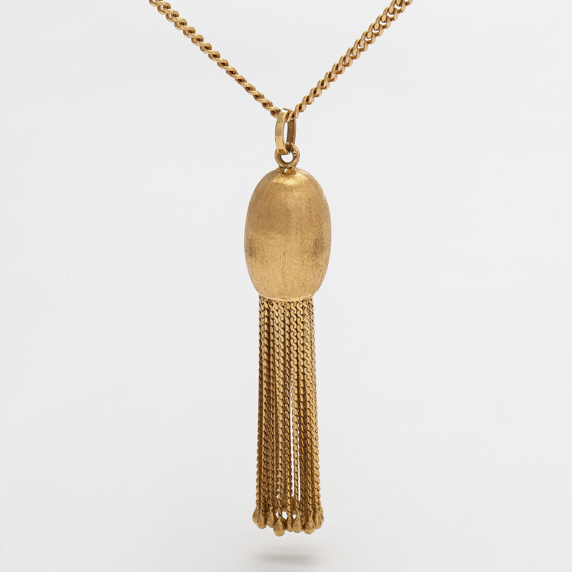 Kaulakoru, 14K ja 18K kultaa, tupsuriipuksella. Sveitsi ja Italia.