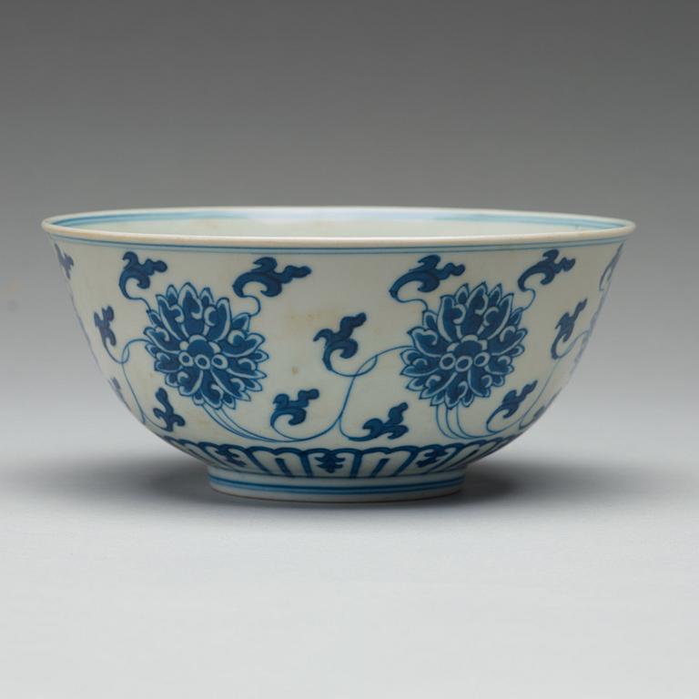 A blue and white lotus bowl, late Qing dynasty, with Daoguang six character seal mark.