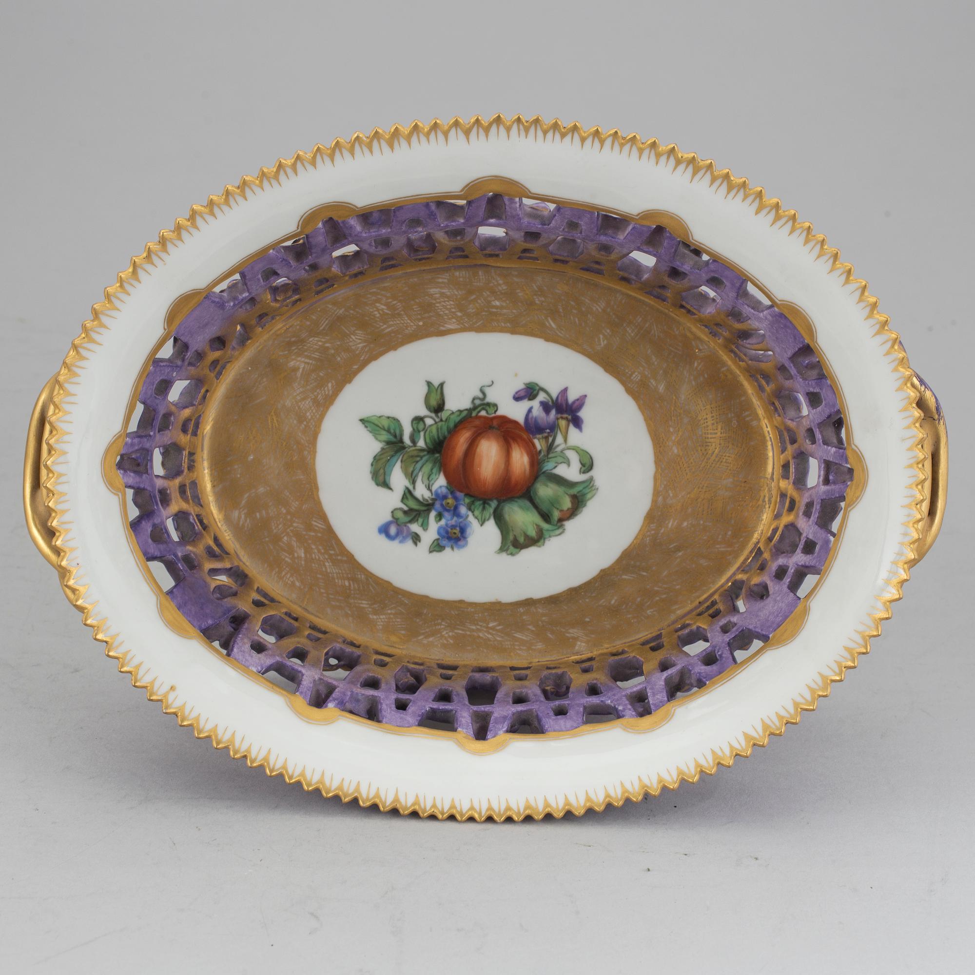 GALLERSKÅL, porslin, Royal Copenhagen, 1800-talets sista kvartal.