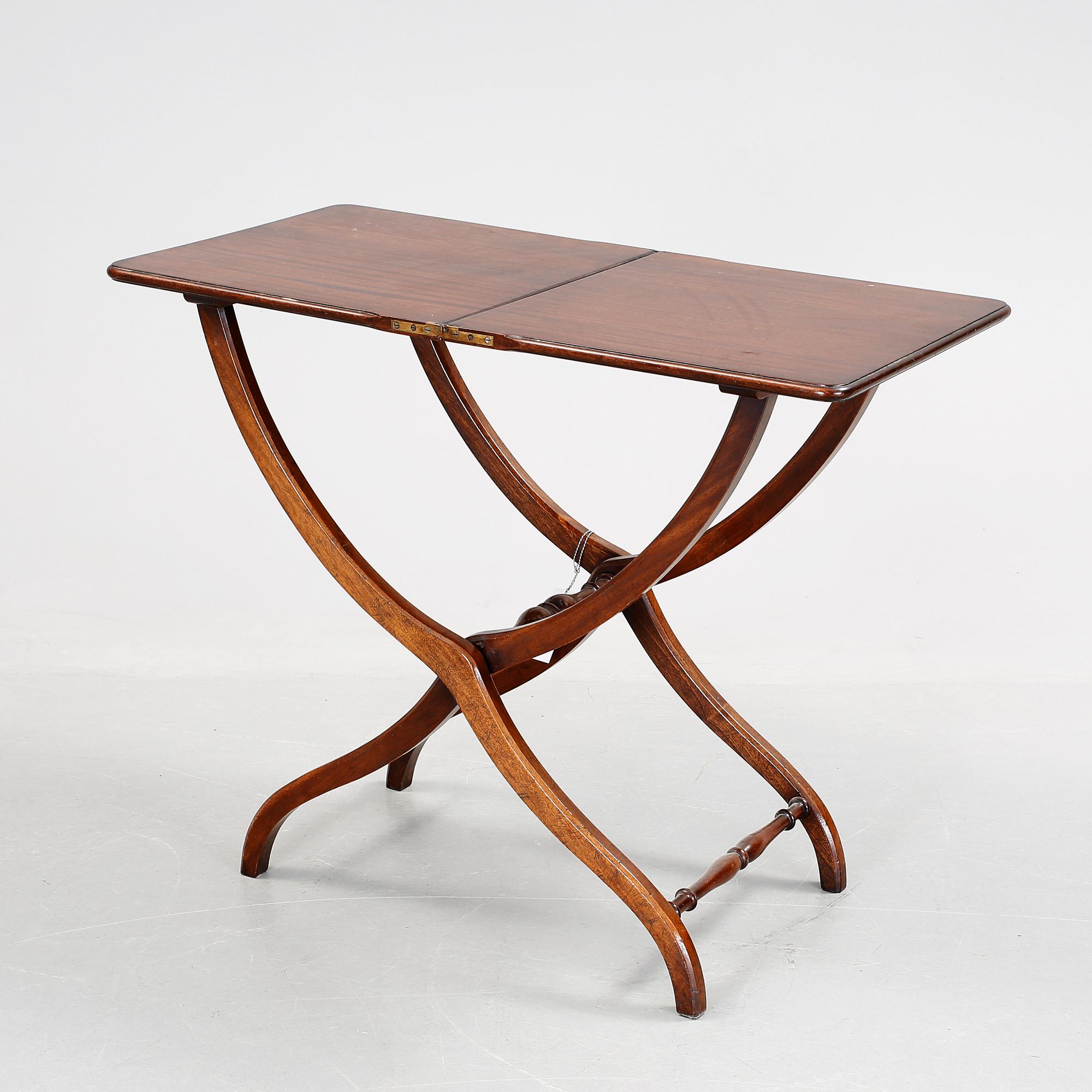 FÄLLBORD, England, 1900-tal.