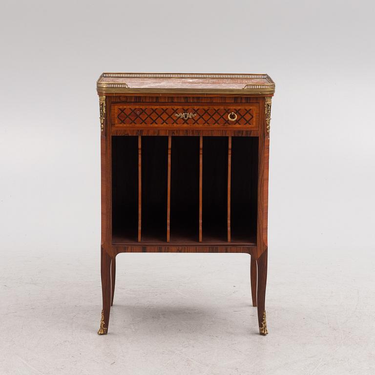 Cabinet, Louis XVI style, early 20th Century.