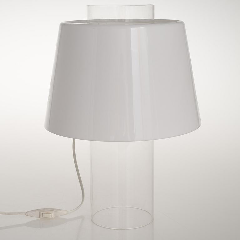 YKI NUMMI, pöytävalaisin, "Modern Art", suunniteltu 1955.