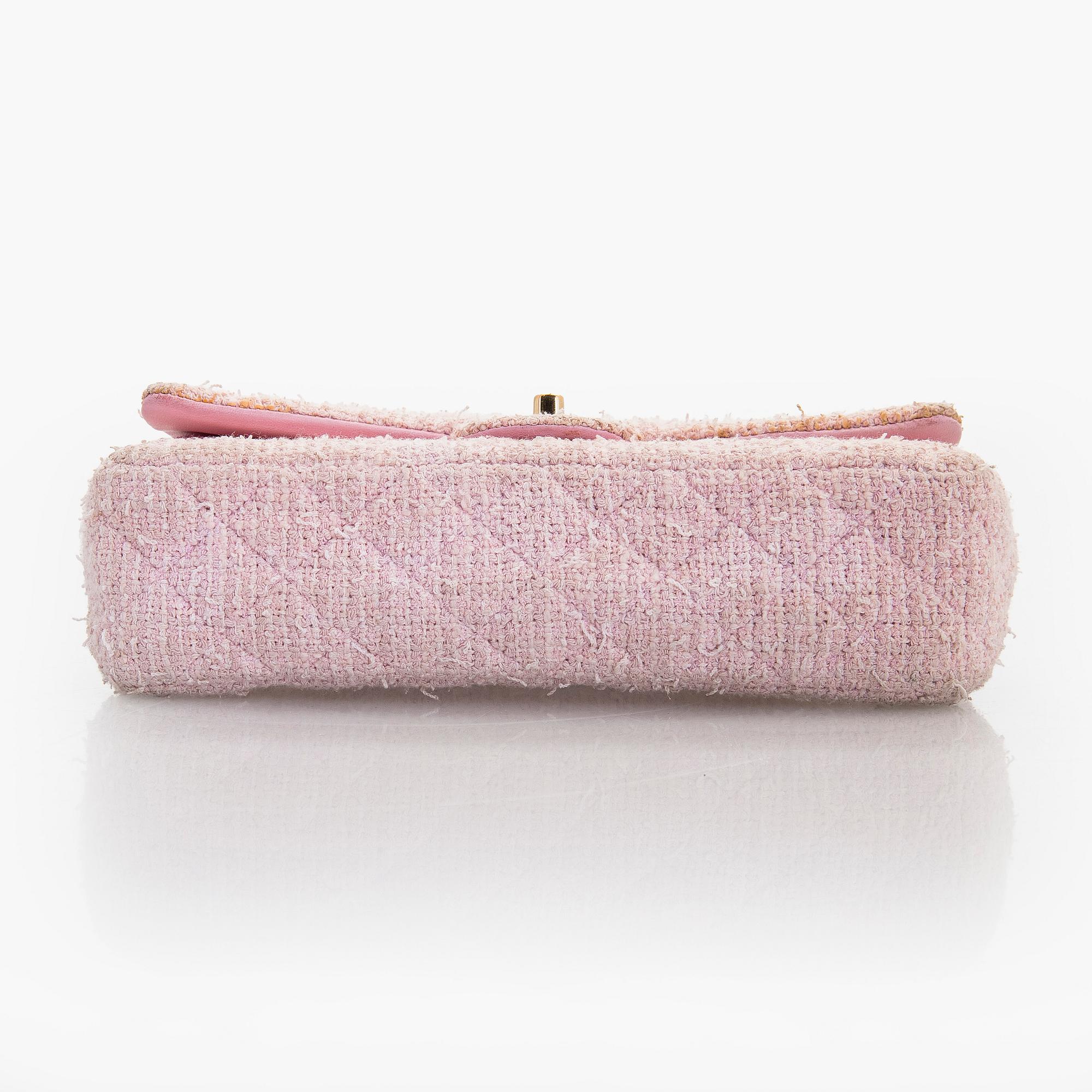 Chanel, väska, "Tweed Medium Double Flap Bag", 2021.