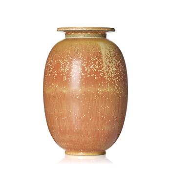 166. Gunnar Nylund, a stoneware vase, Rörstrand, Sweden 1940s, model GM.