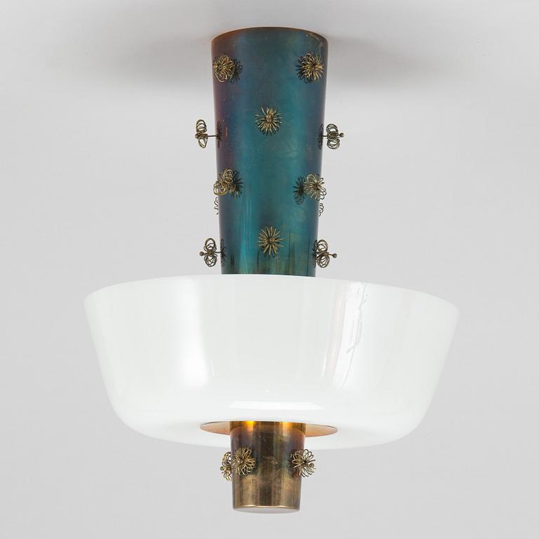 Paavo Tynell, a mid-20th century '9040' ceiling light for Taito.