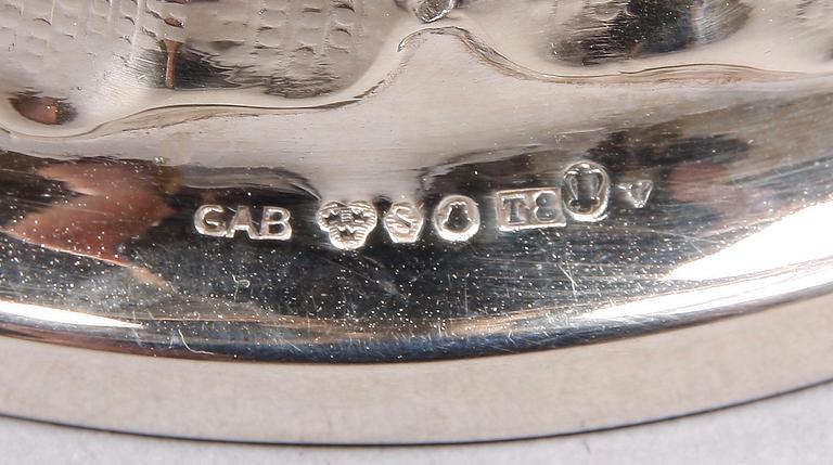 BÄGARE SAMT SKÅL, silver. GAB resp Tyskland. Tot vikt ca 535 gram.
