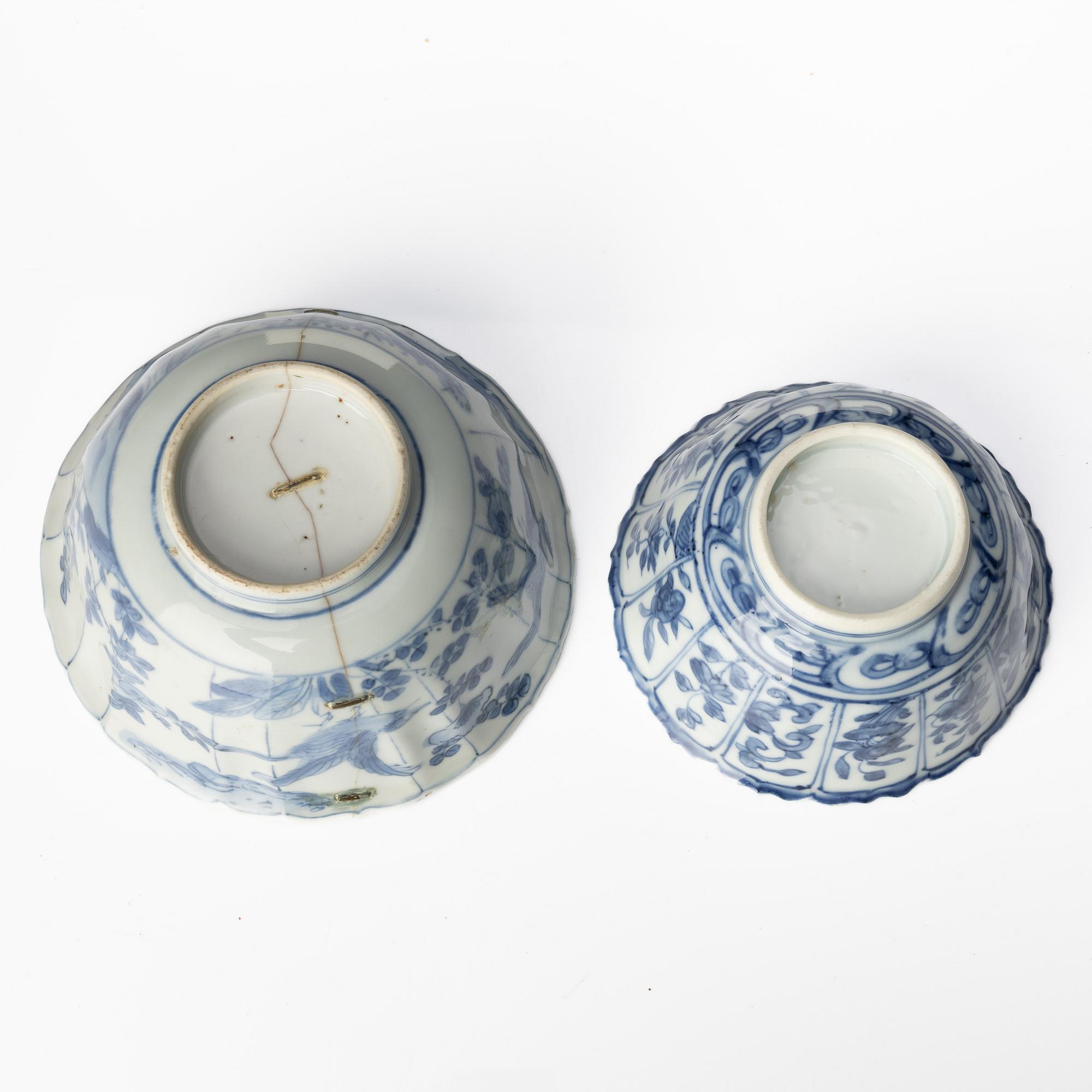 A group of four blue and white bowls, 17/18th century.