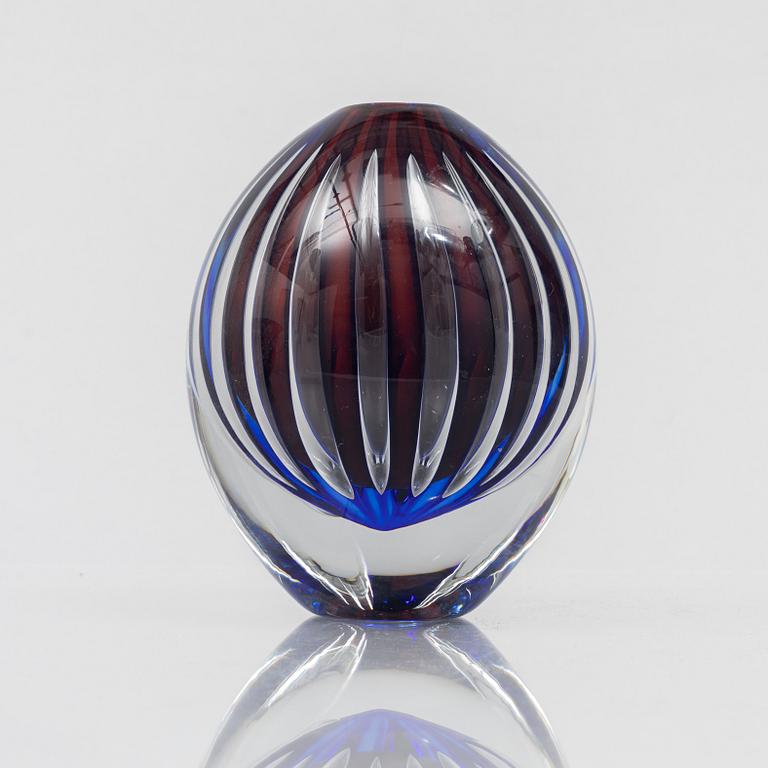 Jan-Erik Ritzman, a glass vase, Transjö.