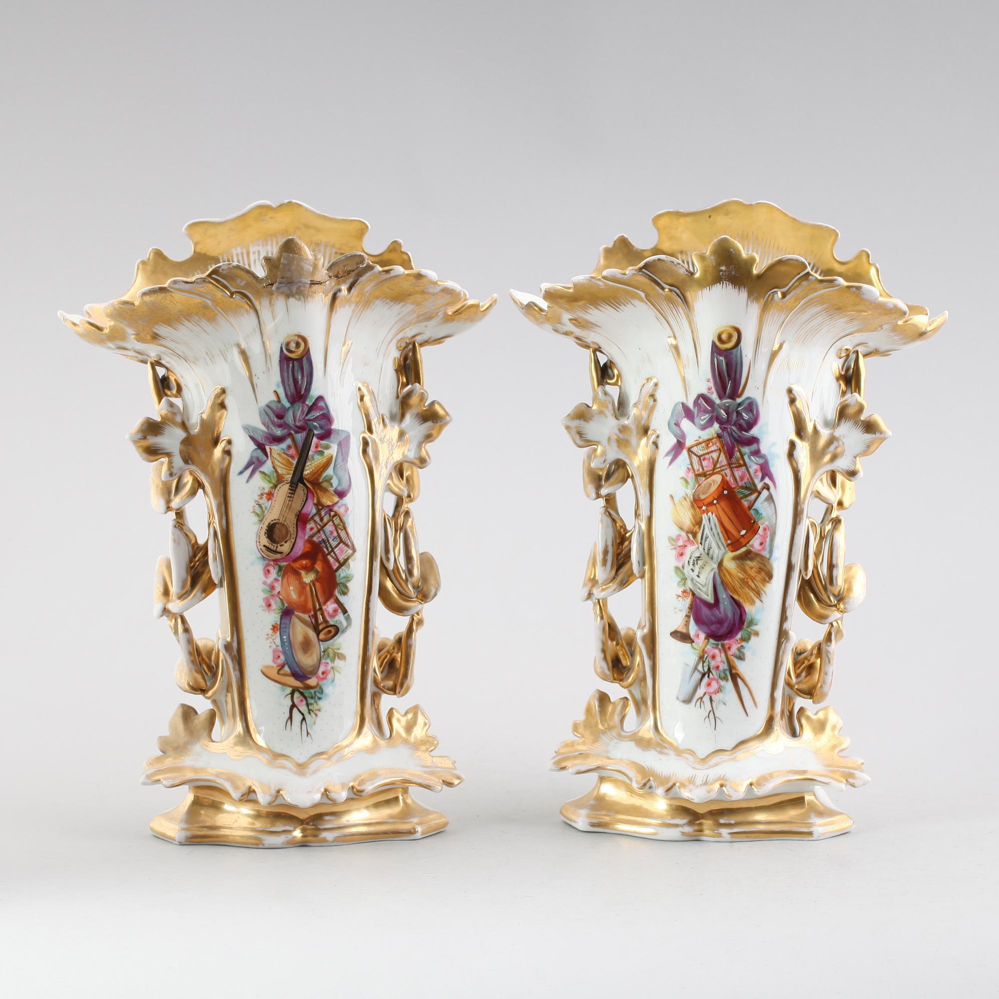 VASER, 1 par, porslin, 1800-talets mitt.