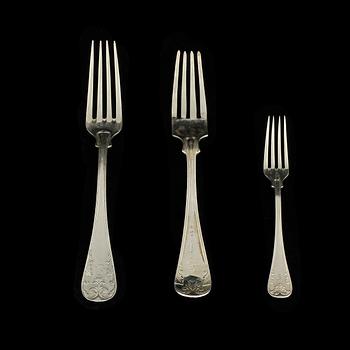 PARTI GAFFLAR, 20 st, silver, "Fransk lilja", mestadels GAB, Stockholm, 1900-talets första hälft. Vikt 765 g.