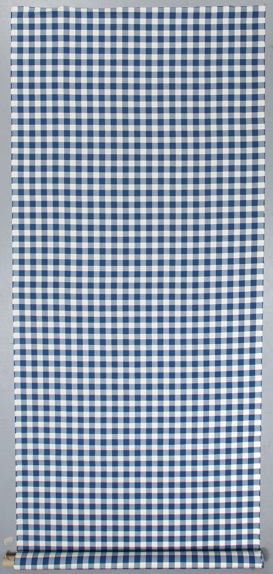 Tyg, "Gripsholmsruta". Inköpt på Firma Svenskt Tenn. 7.9 m.