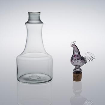 KAJ FRANCK, A DECANTER. Kukkopullo (Rooster bottle). Signed Nuutajärvi Notsjö. 1960s.